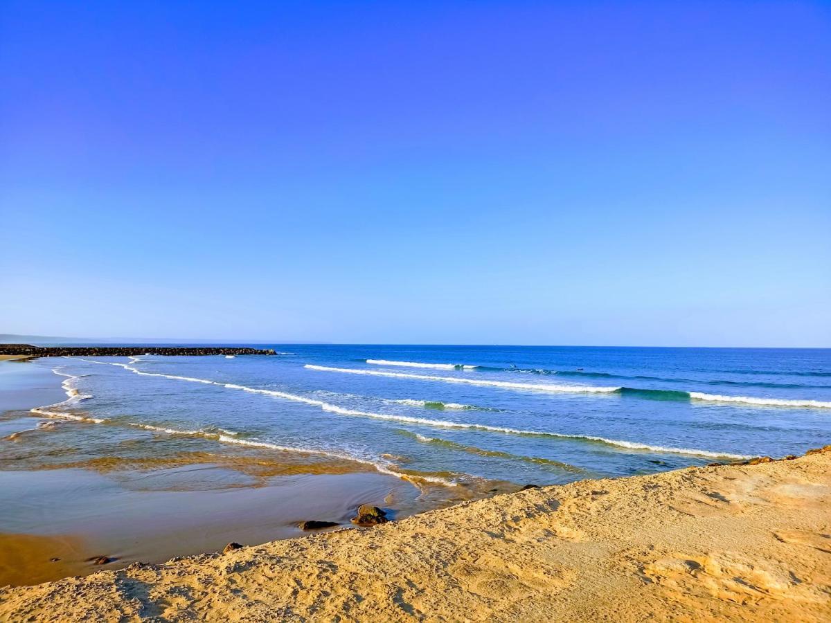 A Casa Da Mila - Beach House กอสตา ดา กาปาริกา ภายนอก รูปภาพ
